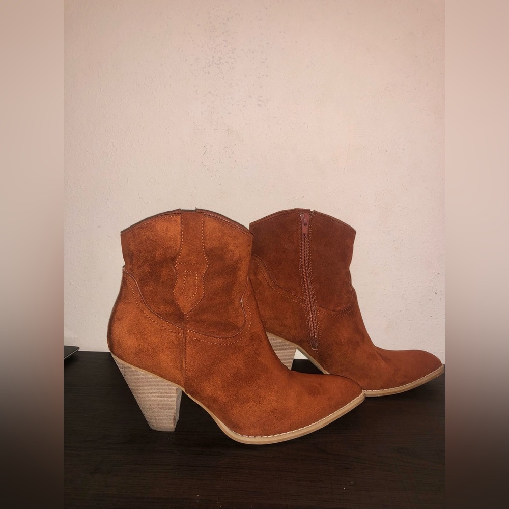 MI.IM Western Booties